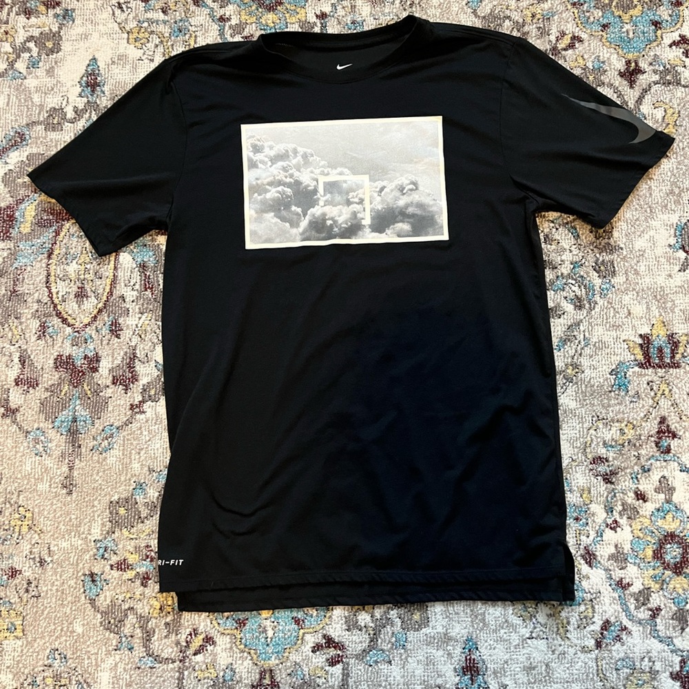 Nike T-Shirt size L